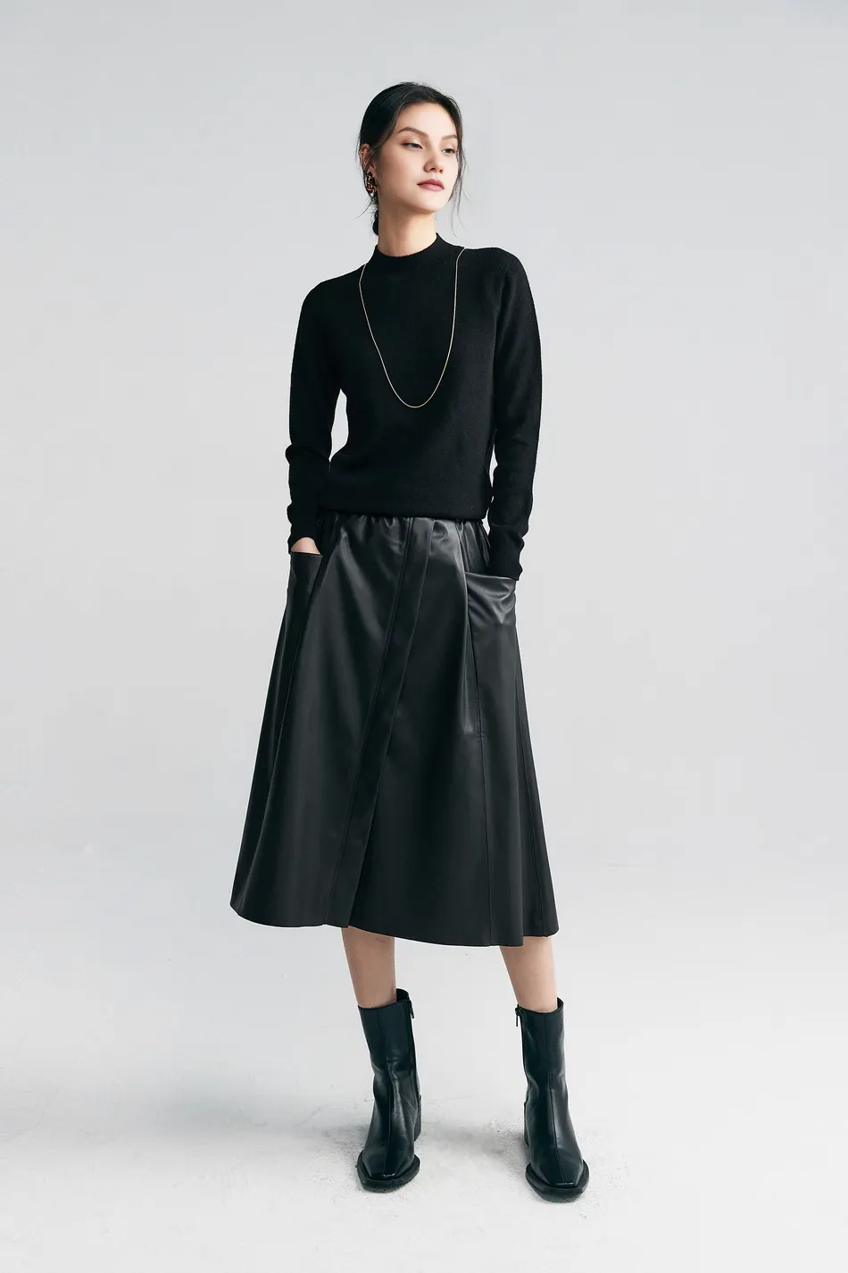 Black Leather Maxi Cargo Skirt With Front Slit