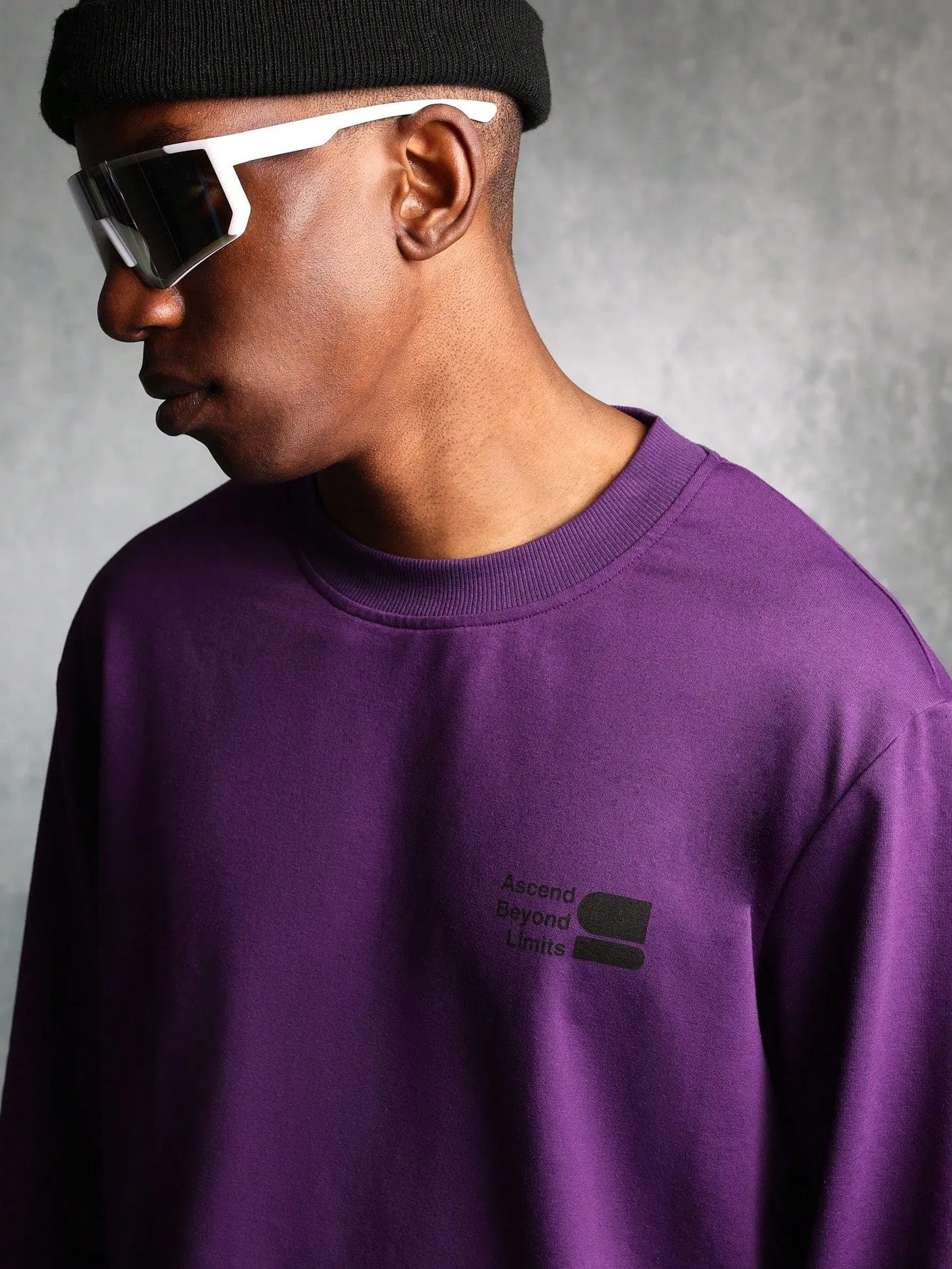 Crop Fit Long Sleeve Tee With Small Graphic Print