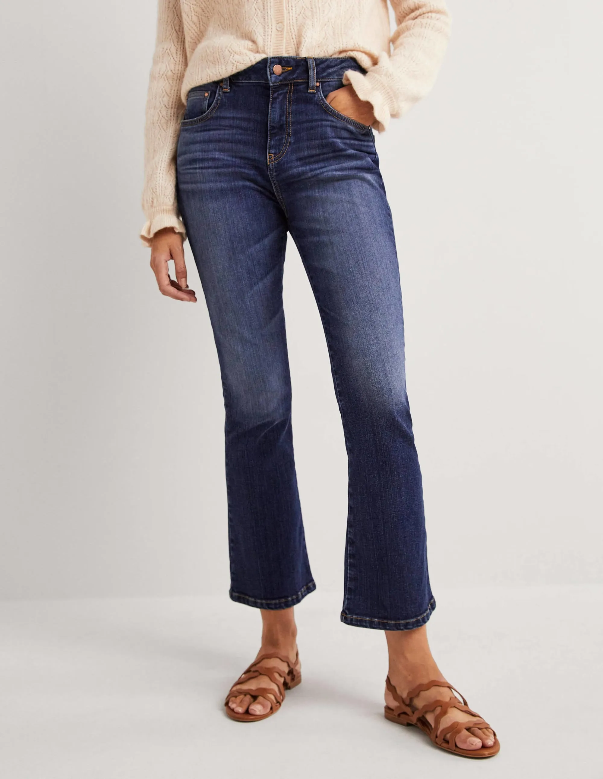 Fitted Cropped Flare Jeans-Dark Vintage