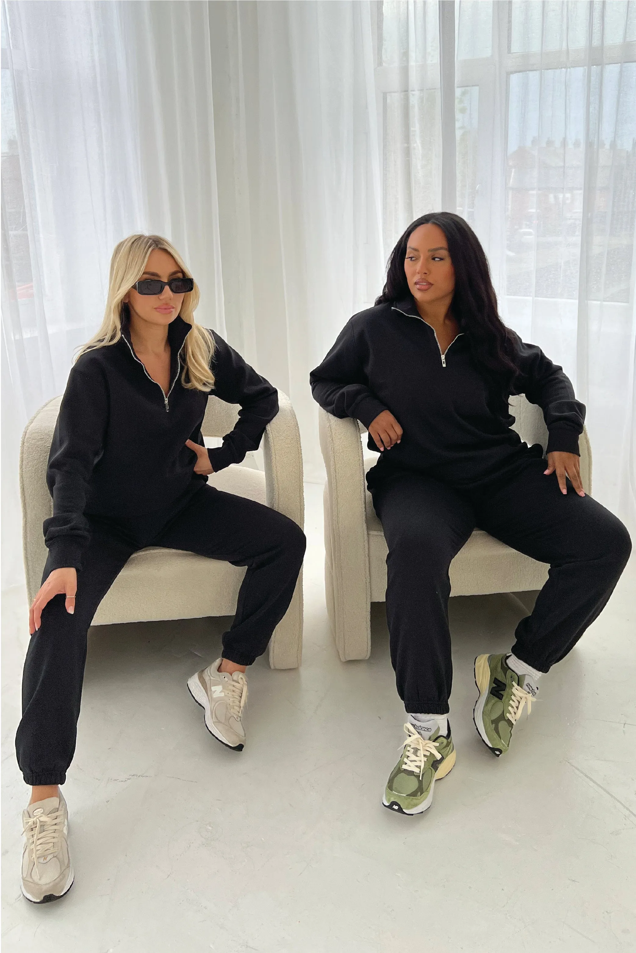 Glamify premium essential relaxed black jogger